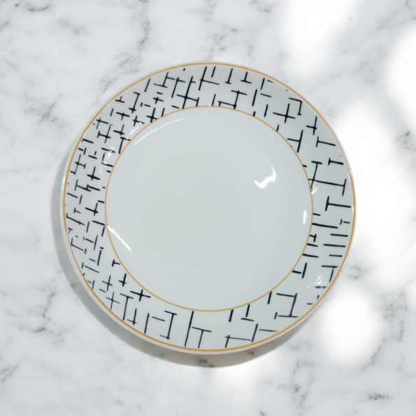 PLATO CERAMICA PANDO DISEÑO BORDE LINEAS